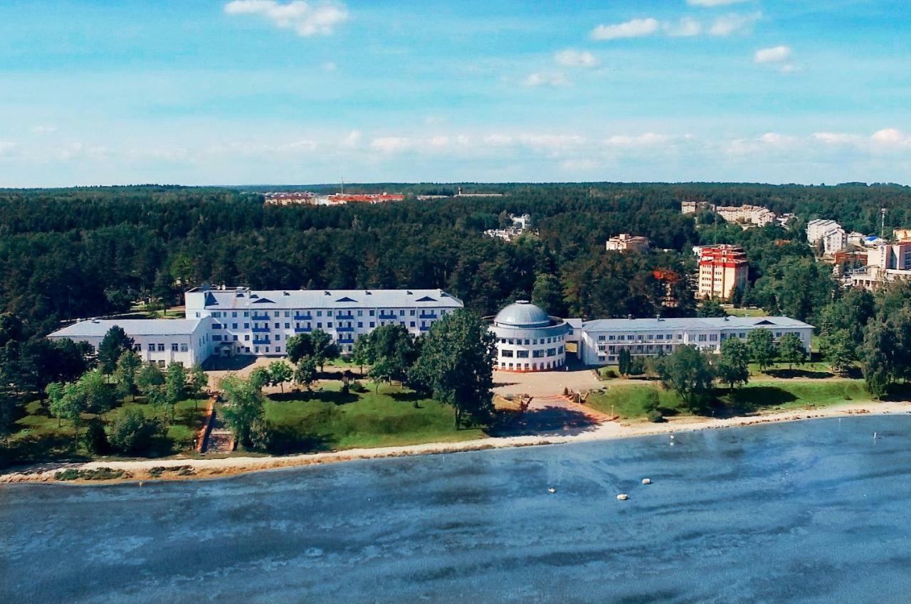 Sanatorium Naroch Hotel Exterior photo